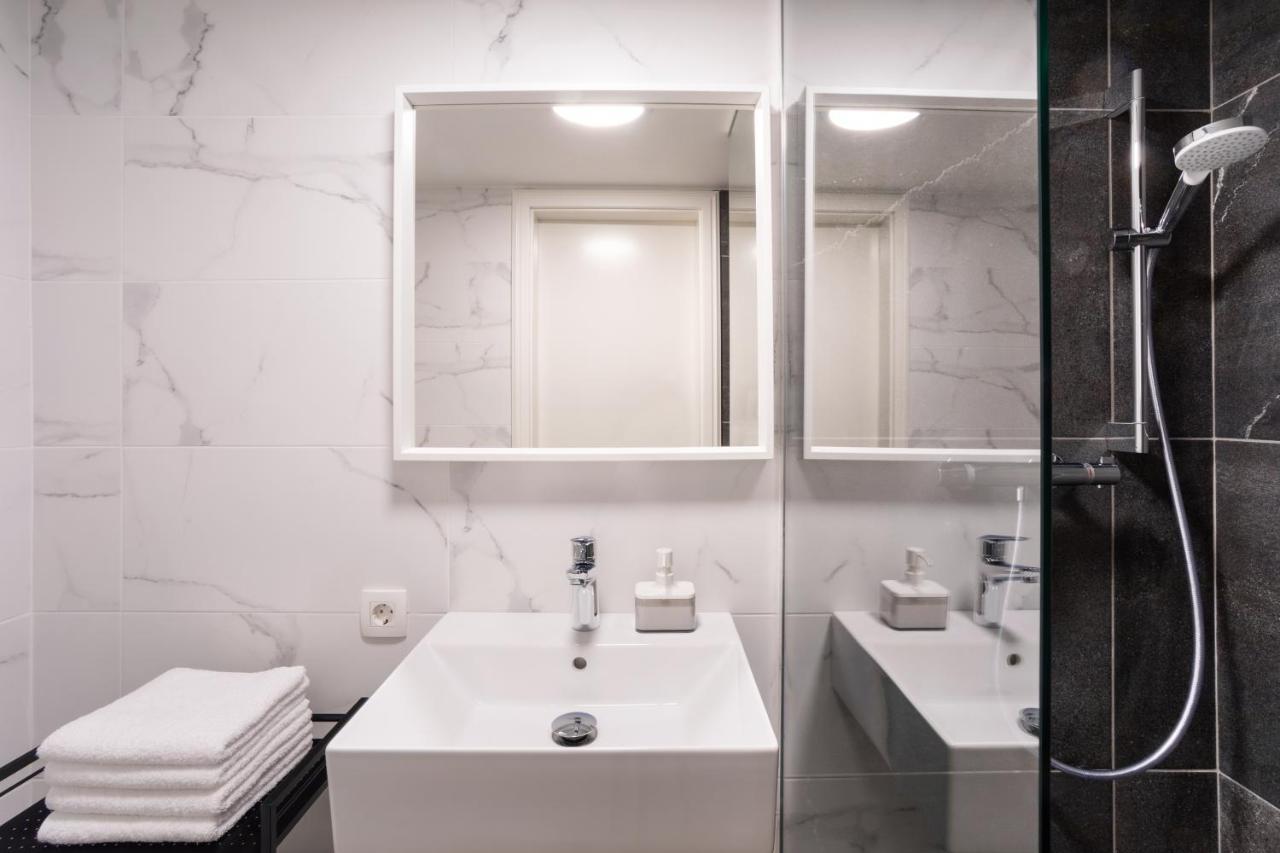 Rhino Studios Ljubljana Eksteriør billede