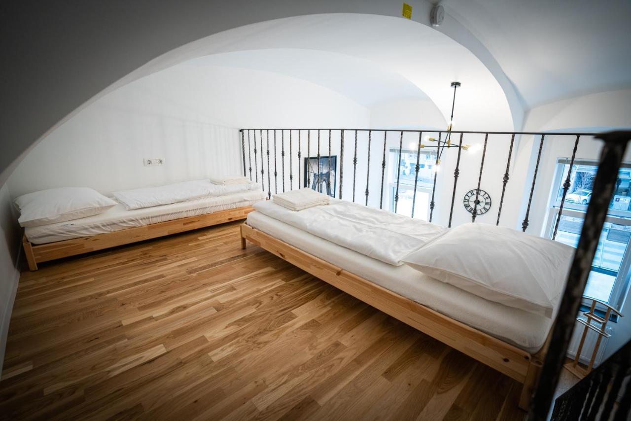 Rhino Studios Ljubljana Eksteriør billede